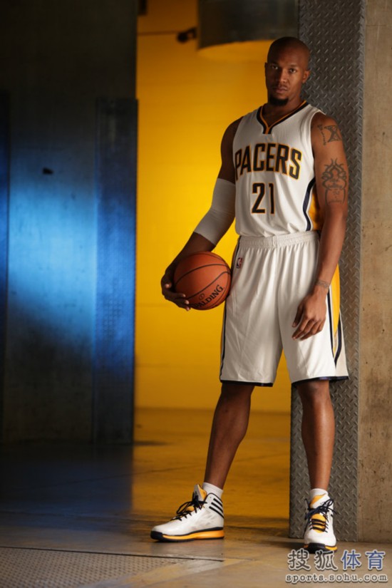 赛地聚焦：全明星赛国际比赛日热度飙升，浙江队回应争议，底气十足，年轻球员得到机会的简单介绍-亚博体育官网